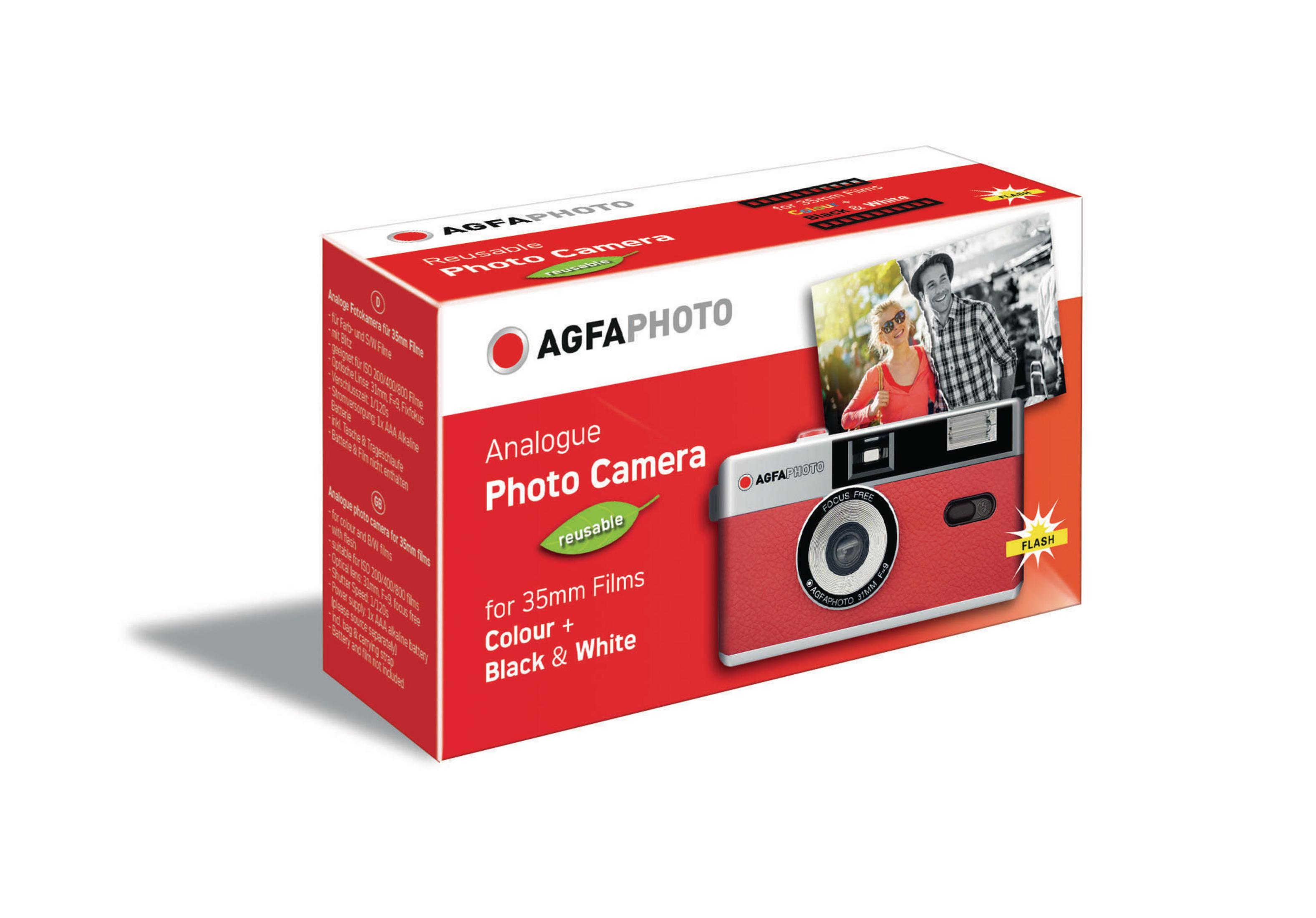 Czerwony aparat AGFA Photo w pudełku ze zdjęciem ludzi.