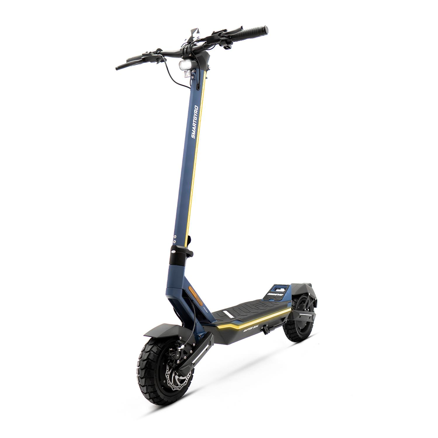 Un patinete eléctrico, azul y negro con detalles amarillos, sobre fondo blanco.