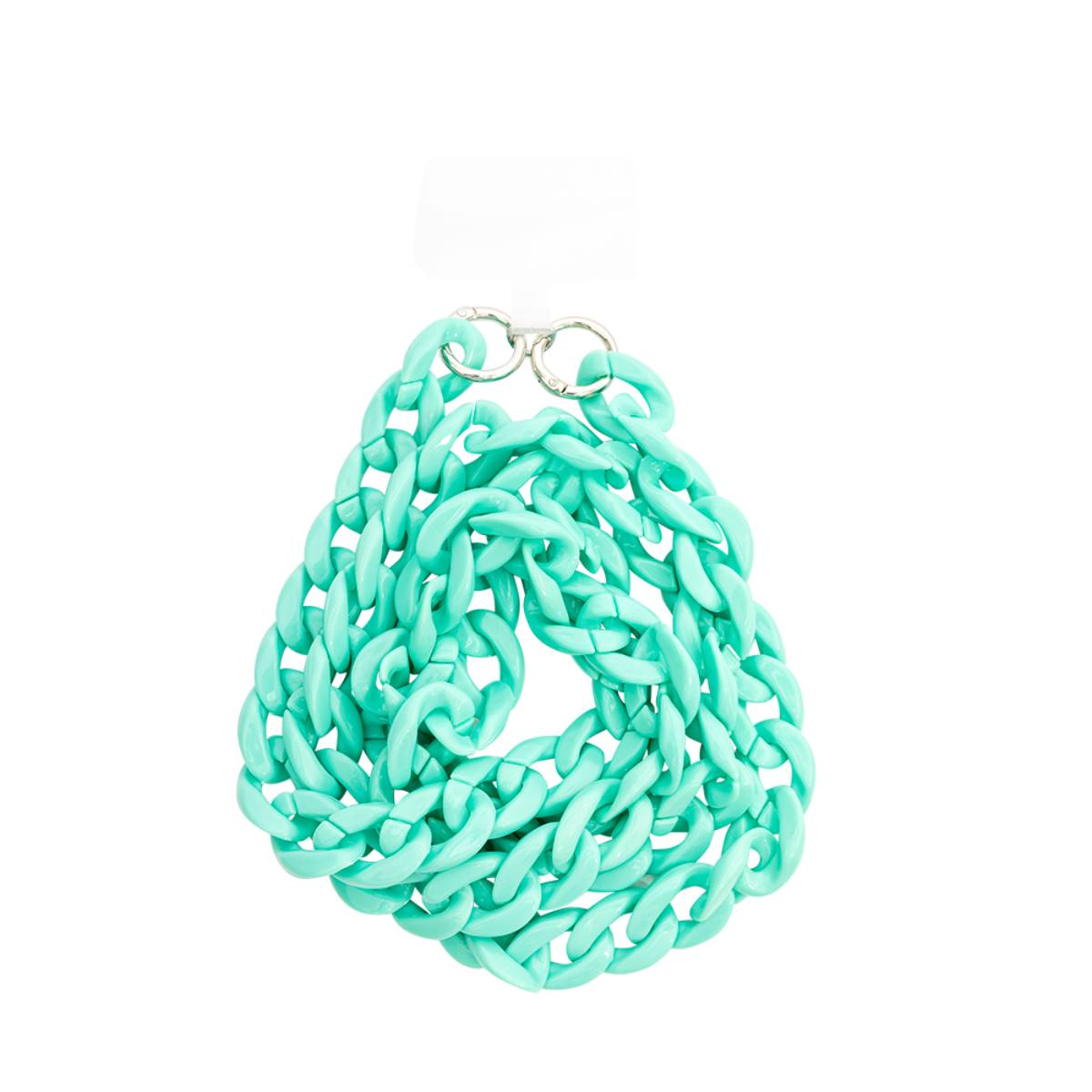 Collana a catena turchese su sfondo bianco.