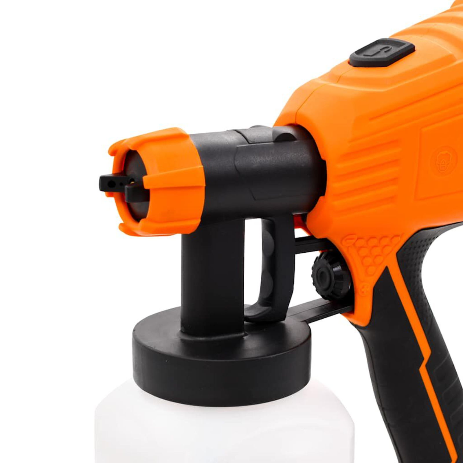 Nahaufnahme eines orangefarbenen und schwarzen Farbsprühgeräts. Es hat einen weißen Behälter, Griff und Düse.
