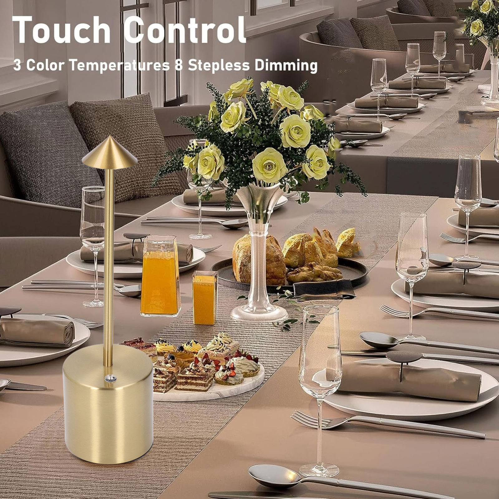 Ein gedeckter Tisch mit goldener Lampe, Blumen und Essen. Geschirr und Gläser vorhanden.