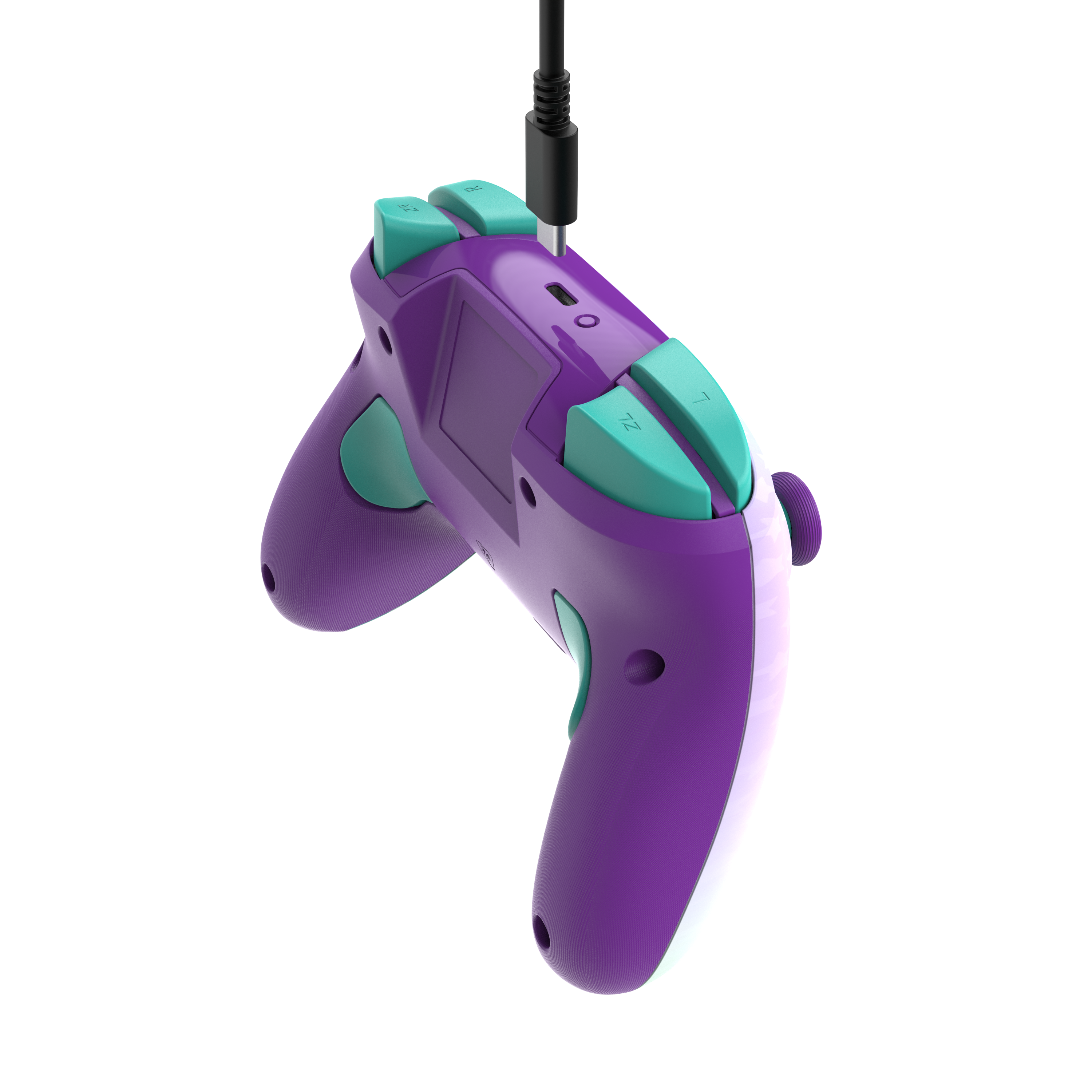 Lila und türkis Gamecontroller mit schwarzem Kabel, isoliert auf schwarzem Hintergrund.