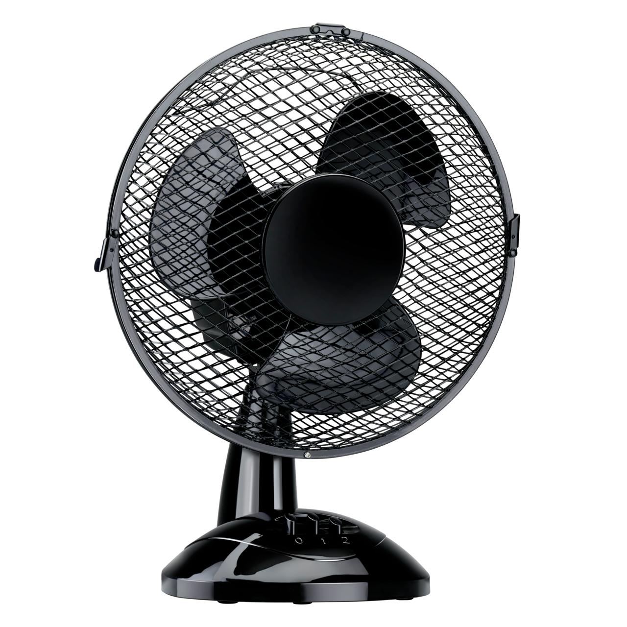 Ventilateur de bureau noir avec grille de protection et trois pales sur socle noir.