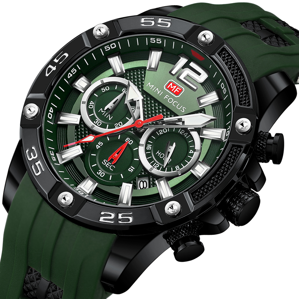 Grüne Uhr mit schwarzer Lünette. Grünes Armband. Weißer Hintergrund.