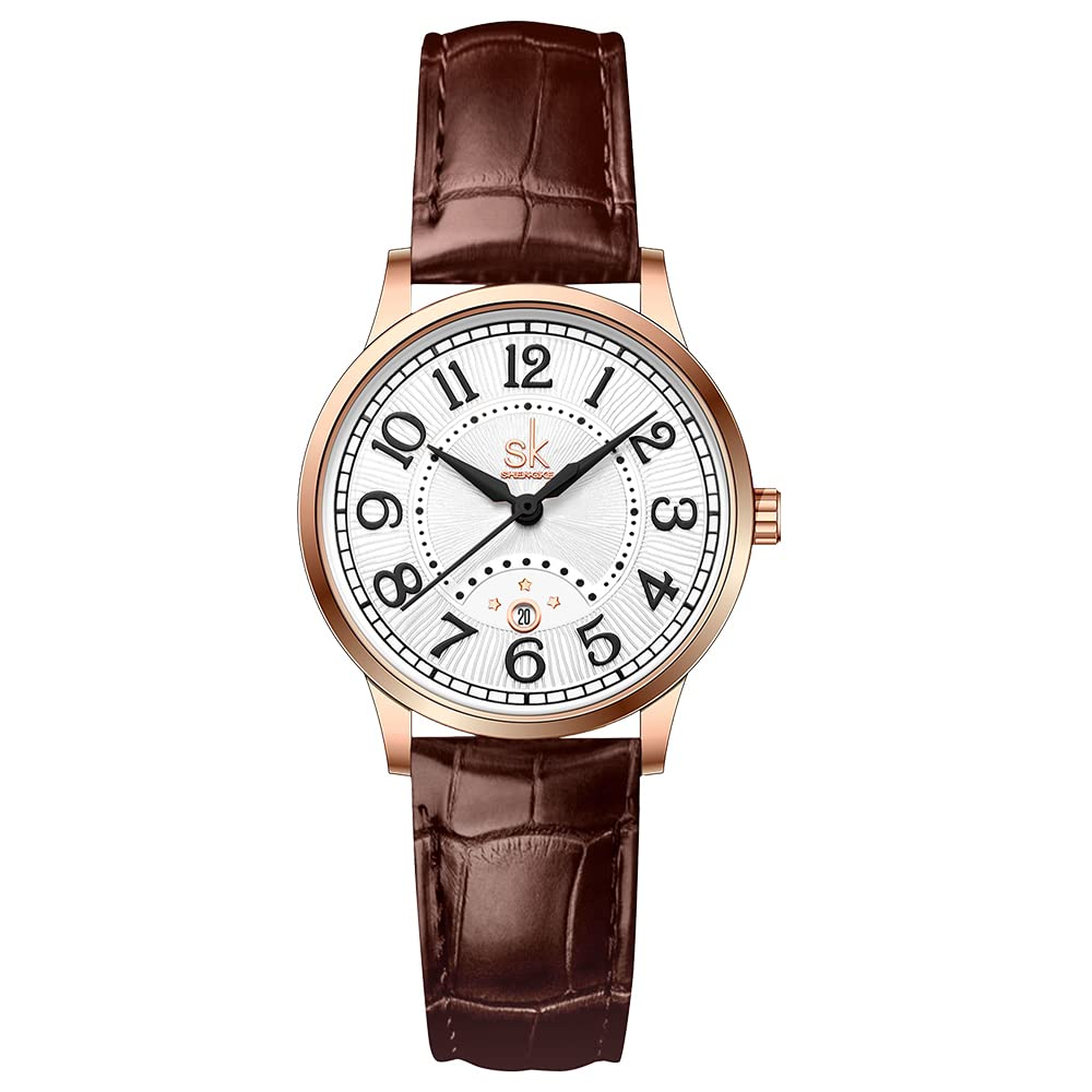 Roségoldene Uhr mit weißem Zifferblatt. Die Uhr hat ein braunes Lederarmband. Zeigt Datum und Uhrzeit an.