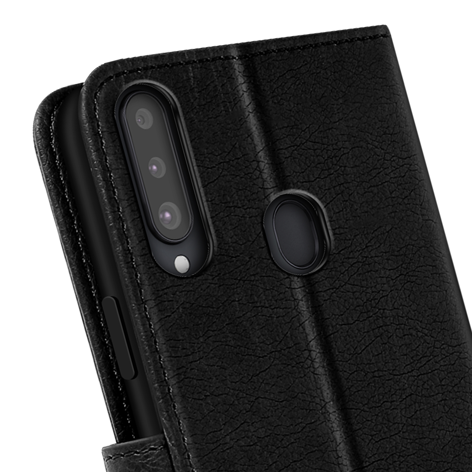 Un primo piano di una custodia per telefono nera con una configurazione a tripla fotocamera.