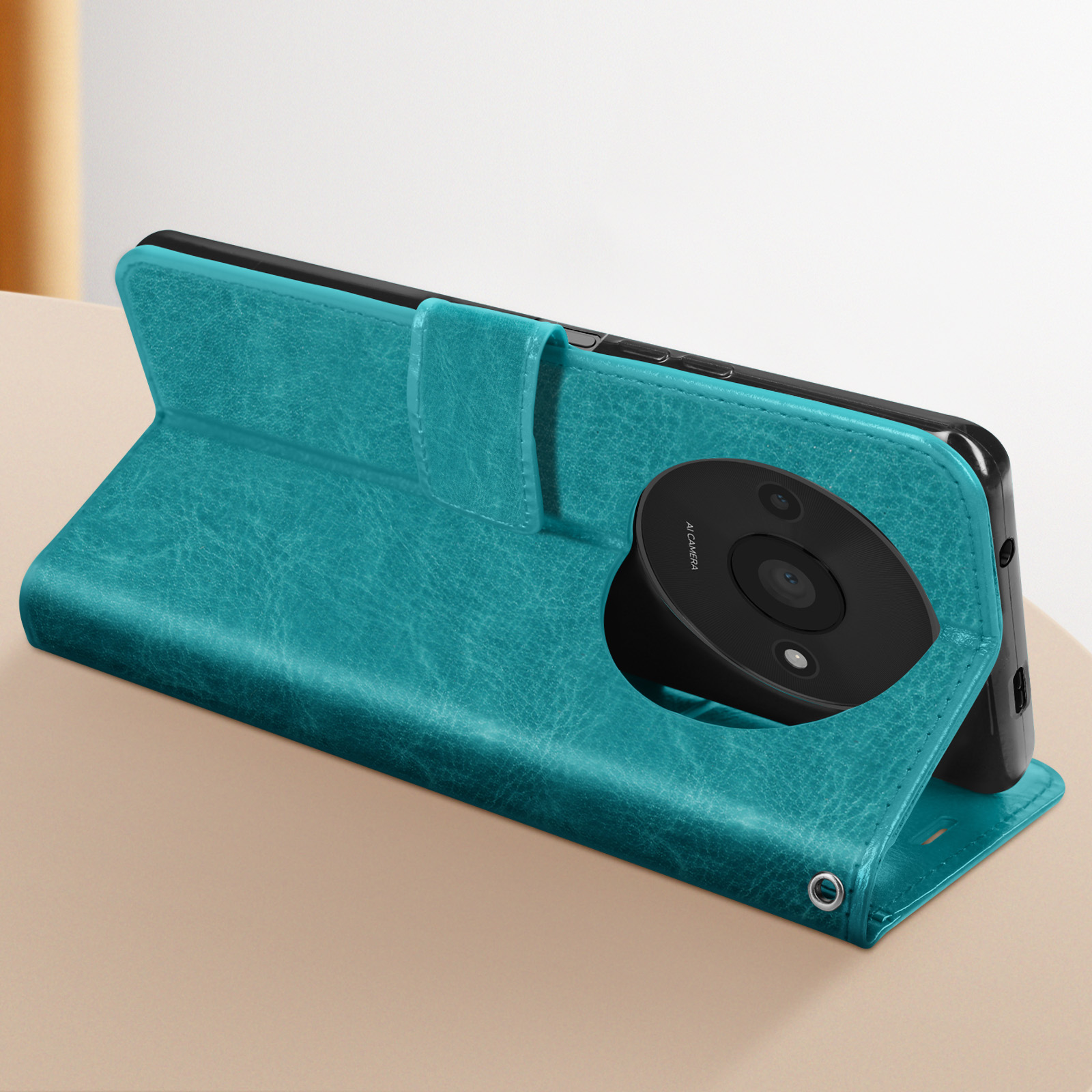 Custodia per telefono verde acqua, aperta e in posizione di supporto. Mostra la fotocamera. Sfondo bianco.