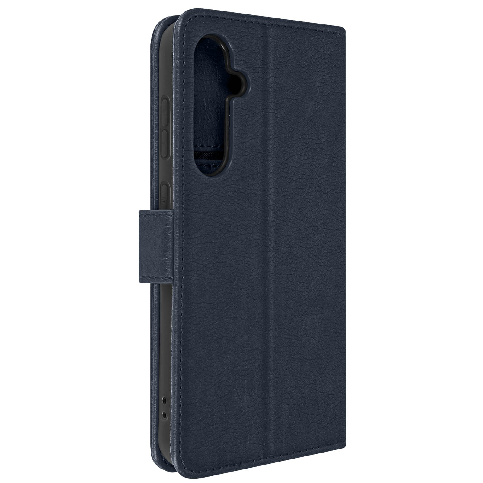 Una custodia per telefono in pelle blu navy. Ha un ritaglio per la fotocamera e una chiusura magnetica.