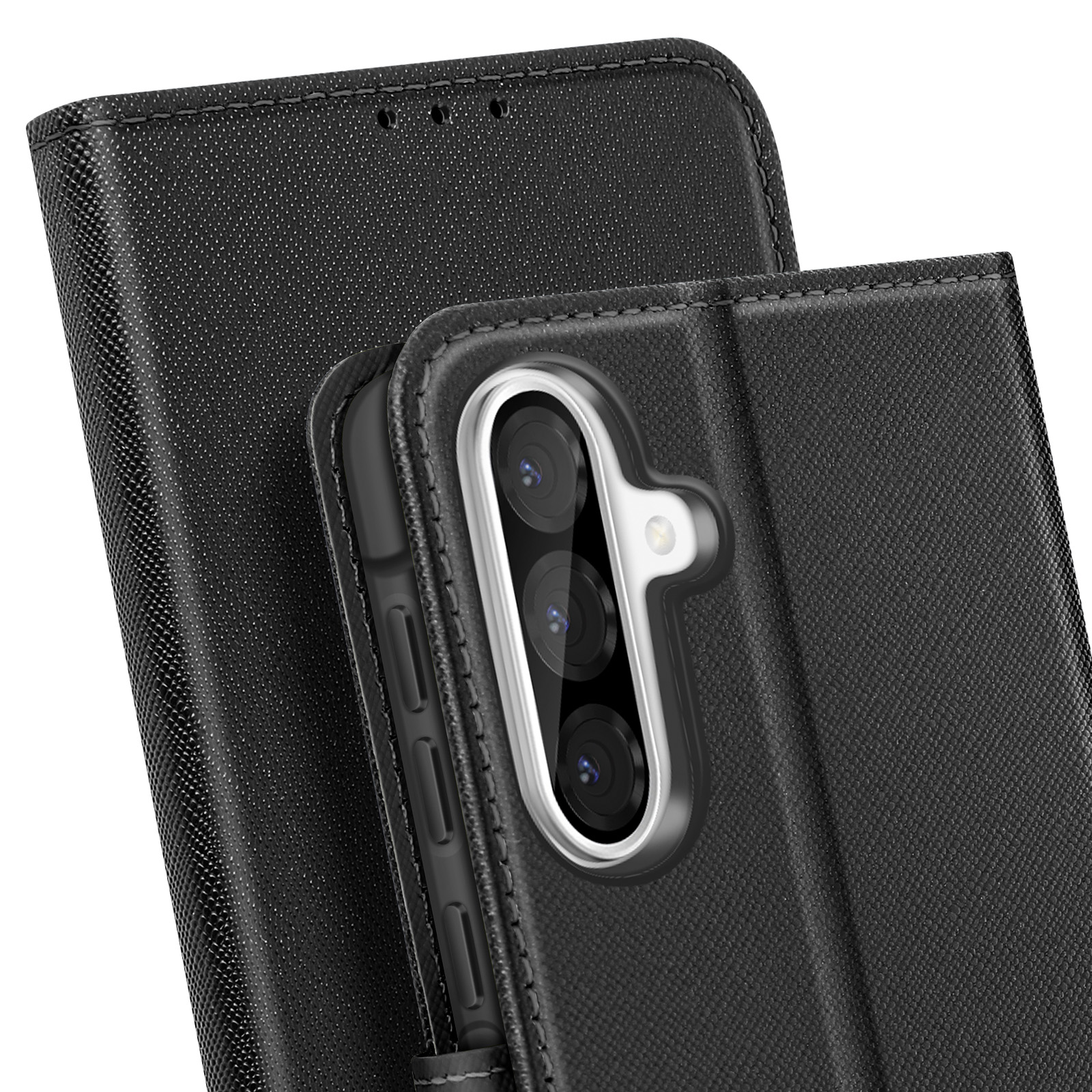 Custodia per telefono nera aperta. Il telefono è inserito e ha tre fotocamere.