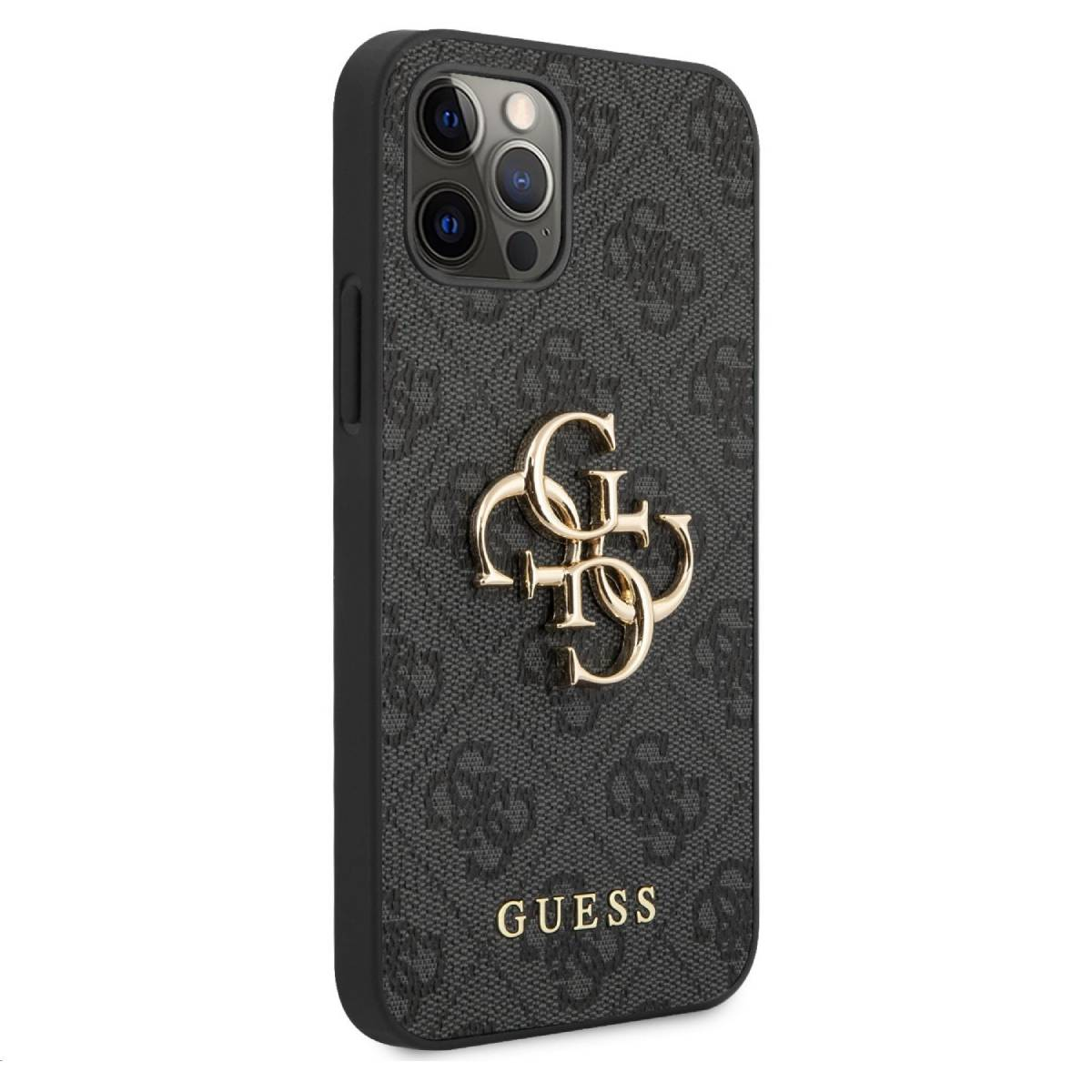 Custodia nera con motivo e logo Guess dorato. Il telefono ha più fotocamere.