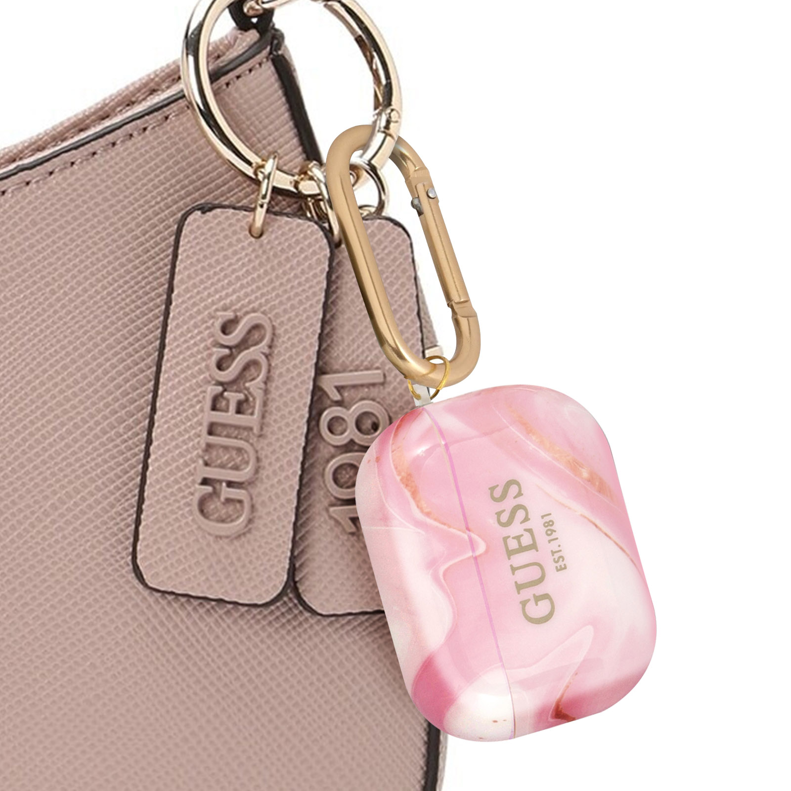 Funda AirPods rosa y blanca veteada con logotipo GUESS. Bolso con etiqueta.