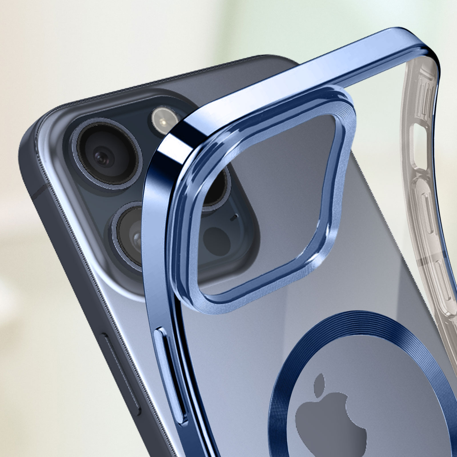Una custodia per telefono con una cornice in metallo blu attorno alle lenti della fotocamera. Il telefono all'interno è visibile.