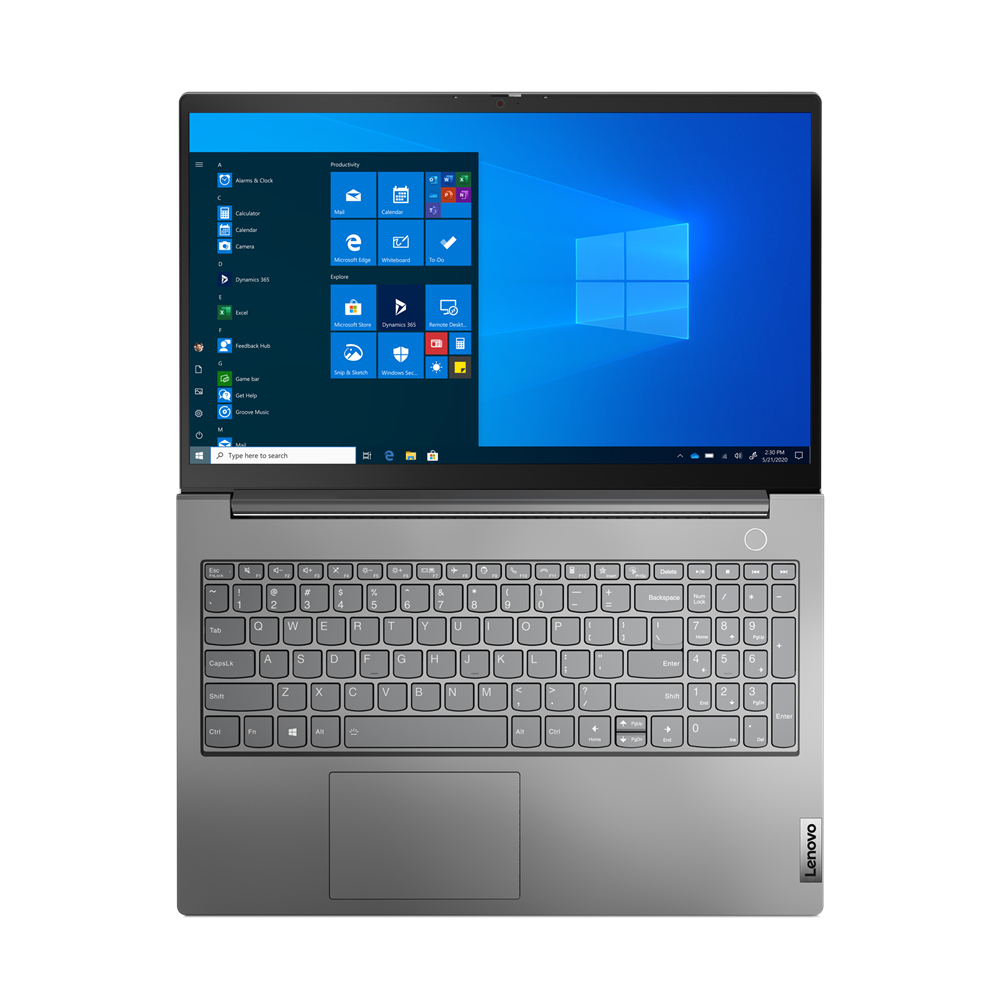 Laptop, vista dall'alto. Aperto, mostra il desktop di Windows. Tastiera e trackpad visibili. Logo Lenovo.