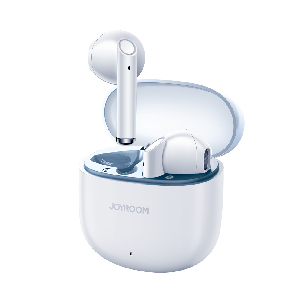 Auricolari wireless bianchi in una custodia di ricarica bianca.