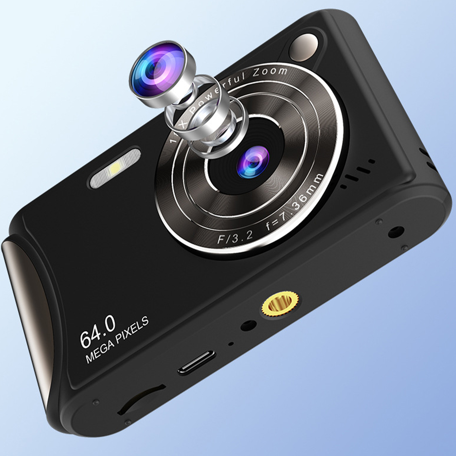 Eine schwarze Digitalkamera mit Objektiv und Zoomfunktion, vor blauem Hintergrund.