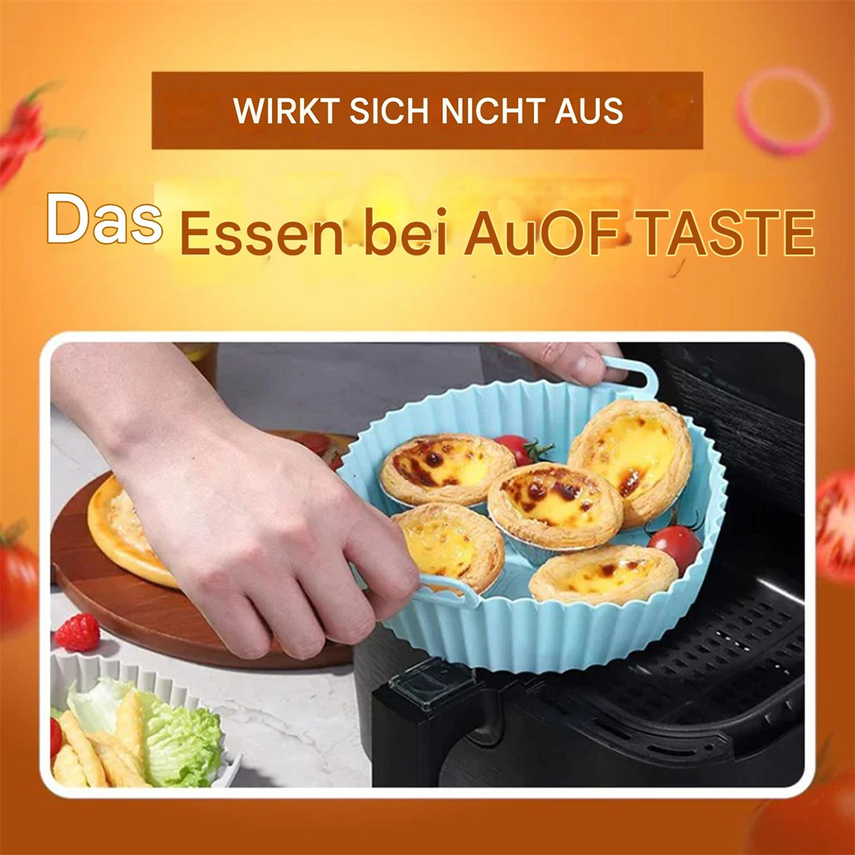 Eine Hand, die einen blauen Behälter mit Backwaren hält. Daneben ein Holzbrett mit Essen.