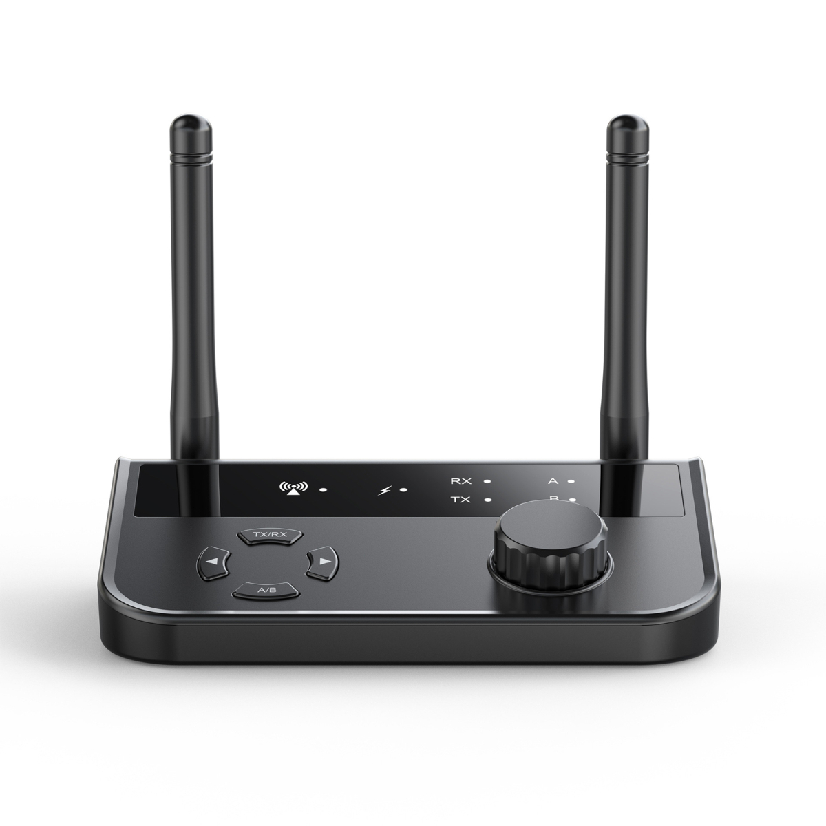 Ein schwarzes Gerät mit zwei Antennen und Knöpfen, wahrscheinlich ein Audioempfänger oder -sender.