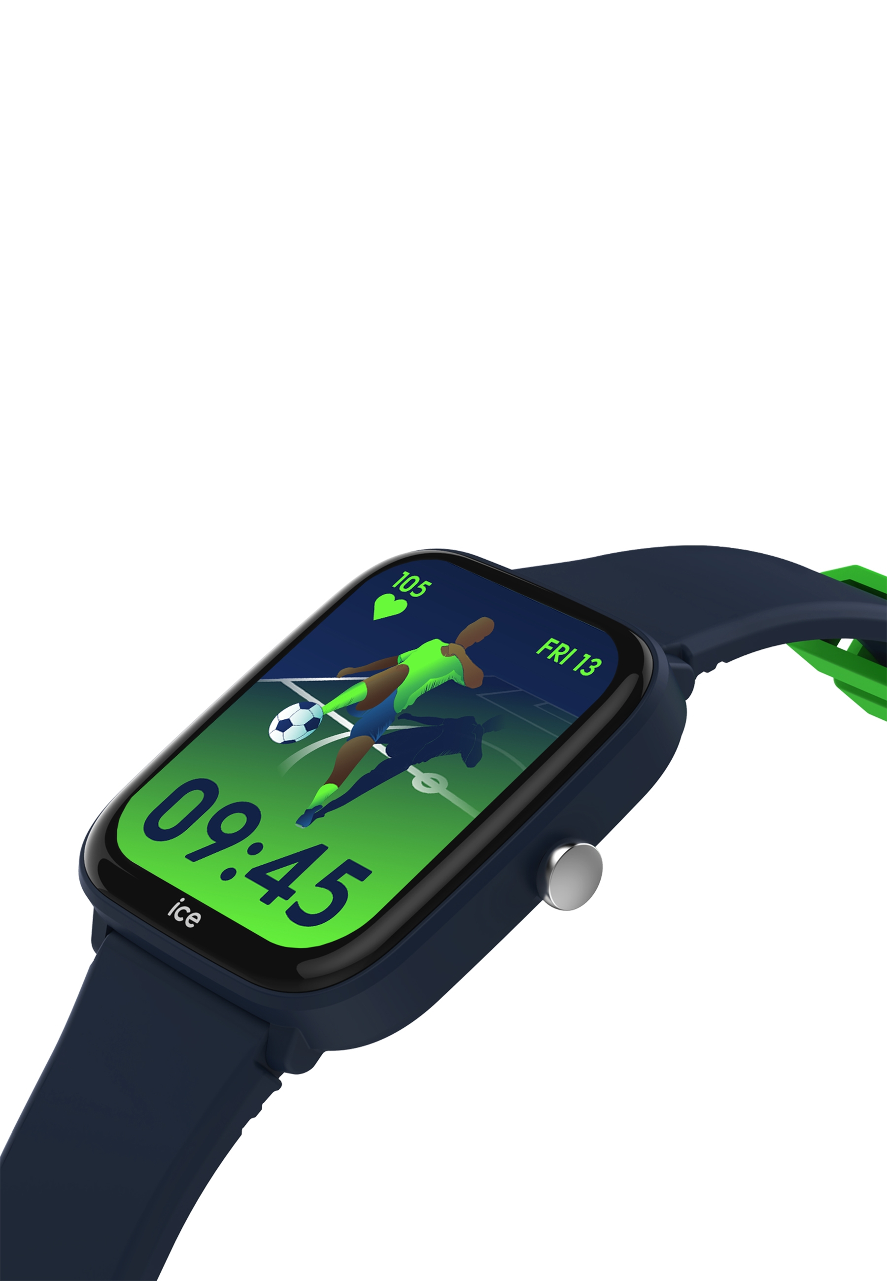 Smartwatch avec jeu de football à l'écran. Bracelet bleu marine. Fond blanc.