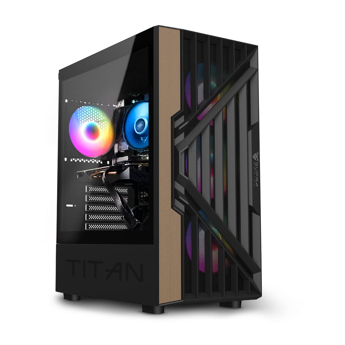 PC gaming con múltiples ventiladores, panel lateral de vidrio y logo 'TITAN'.