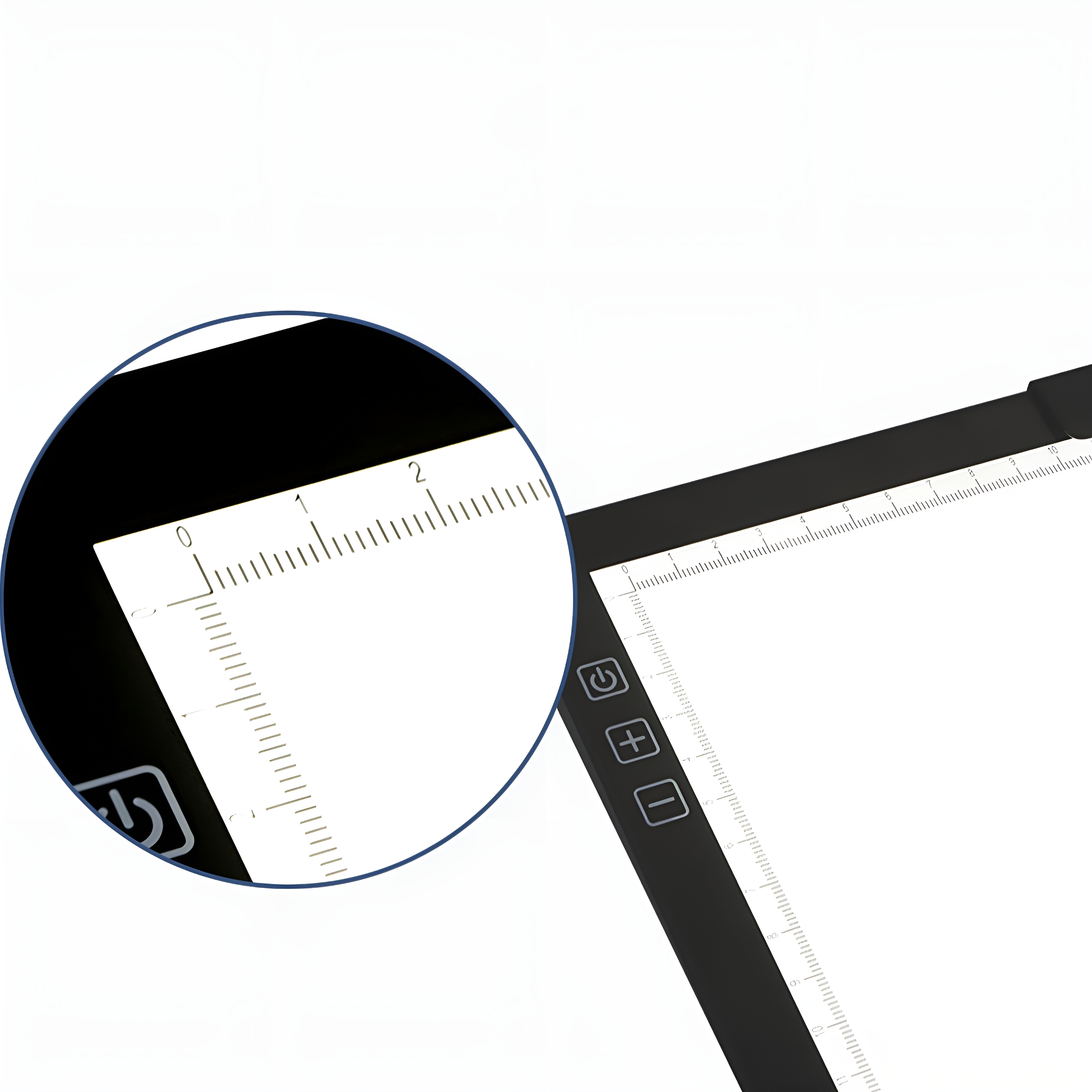 Leuchttisch mit Linealmarkierungen und Power-Tasten. Vergrößerte Ansicht zeigt Linealdetails.