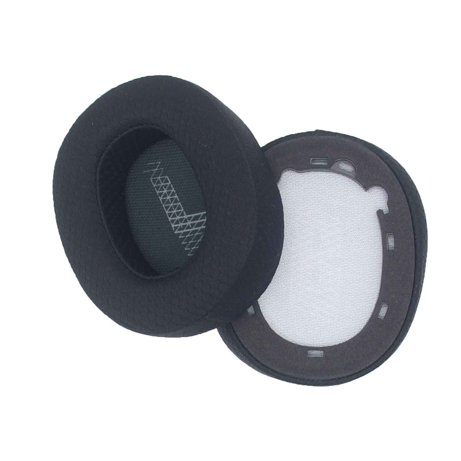 Dwie czarne poduszki do słuchawek, jedna w drugiej, na białej powierzchni.