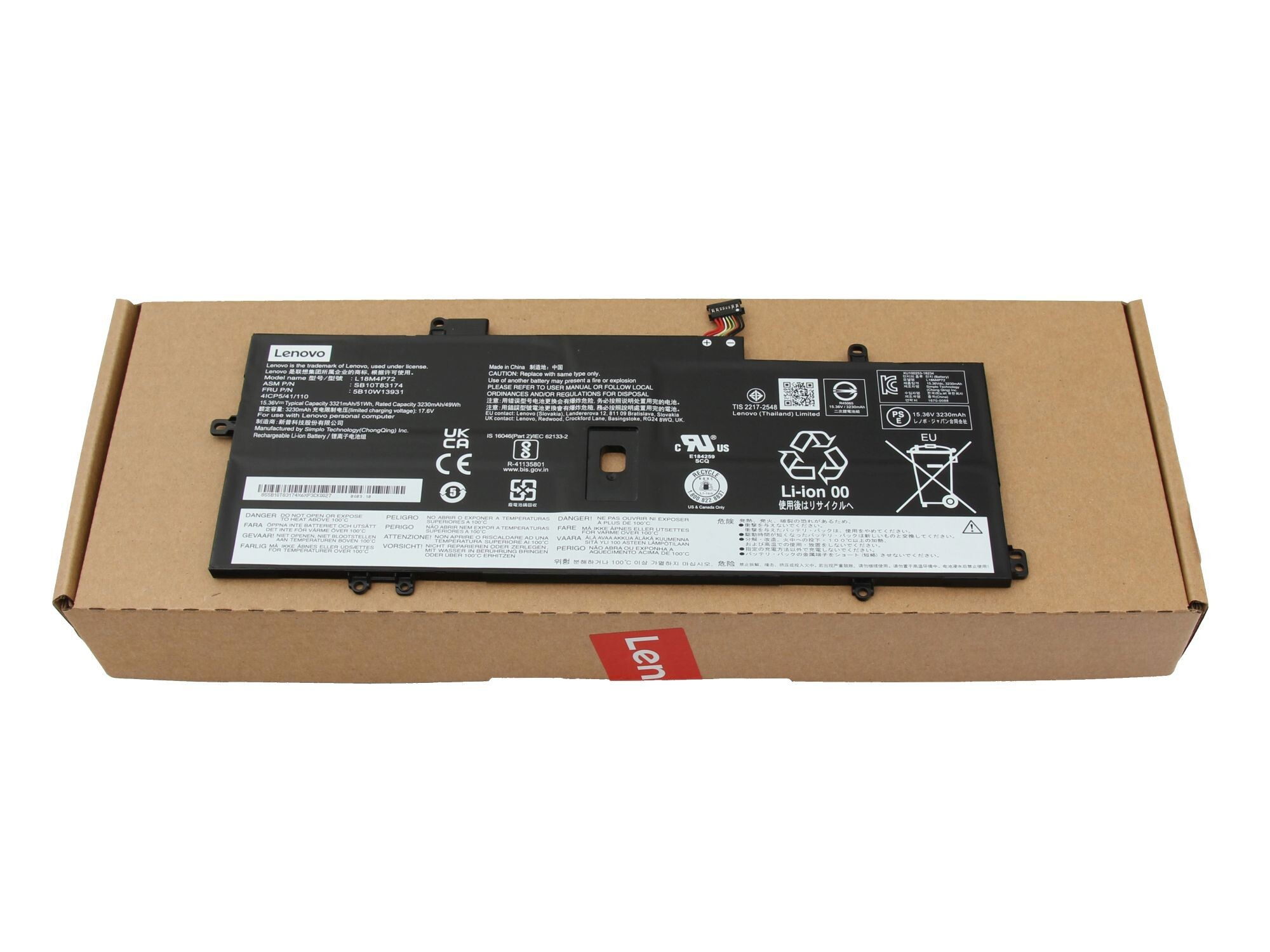 Ein Laptop-Akku in einem Karton mit Lenovo-Branding, auf weißem Hintergrund.