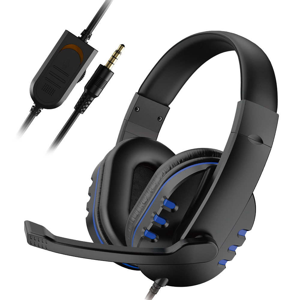 Schwarze Gaming-Kopfhörer mit blauen Akzenten. Sie haben ein Mikrofon und ein Bedienfeld. Weißer Hintergrund.