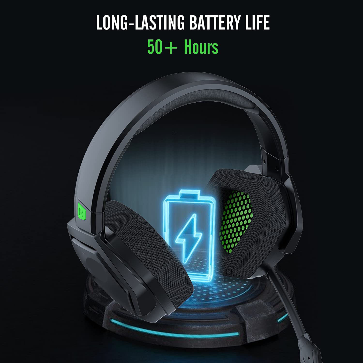 Schwarzes Gaming-Headset mit grünem Mesh, beleuchtetes Akkusymbol auf einem Ständer.