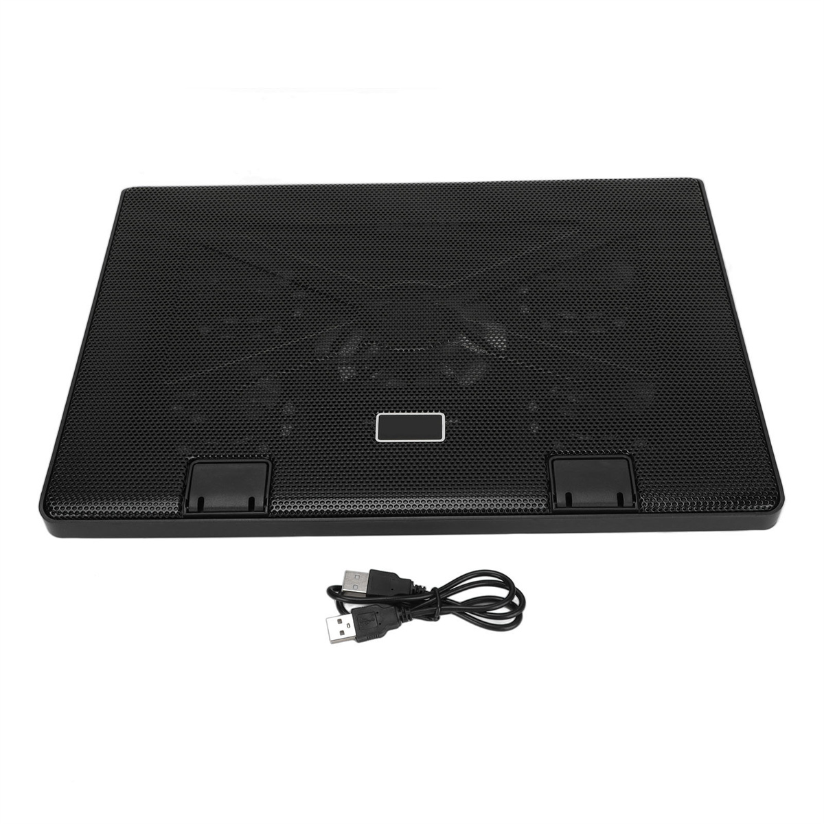 Schwarzes Laptop-Kühlpad mit USB-Kabel auf weißem Hintergrund.