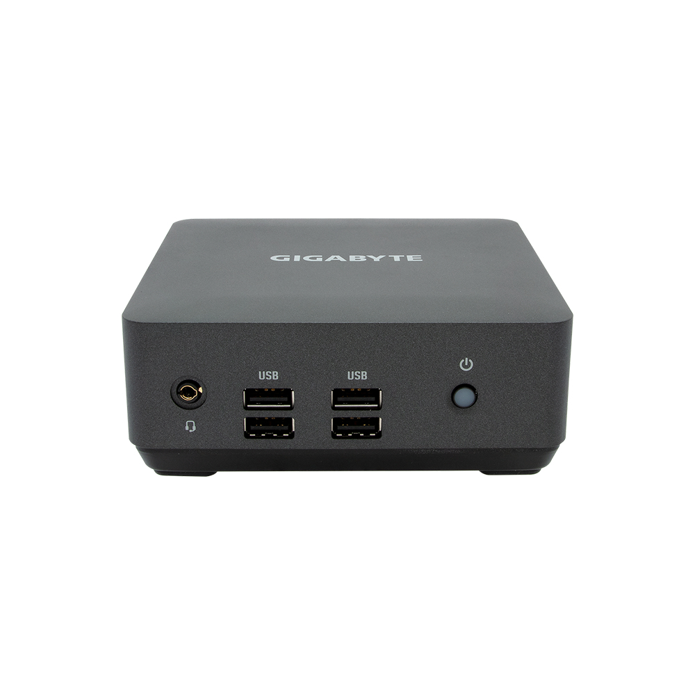 Mini PC Gigabyte nero con porte USB e pulsante di accensione, isolato su sfondo bianco.