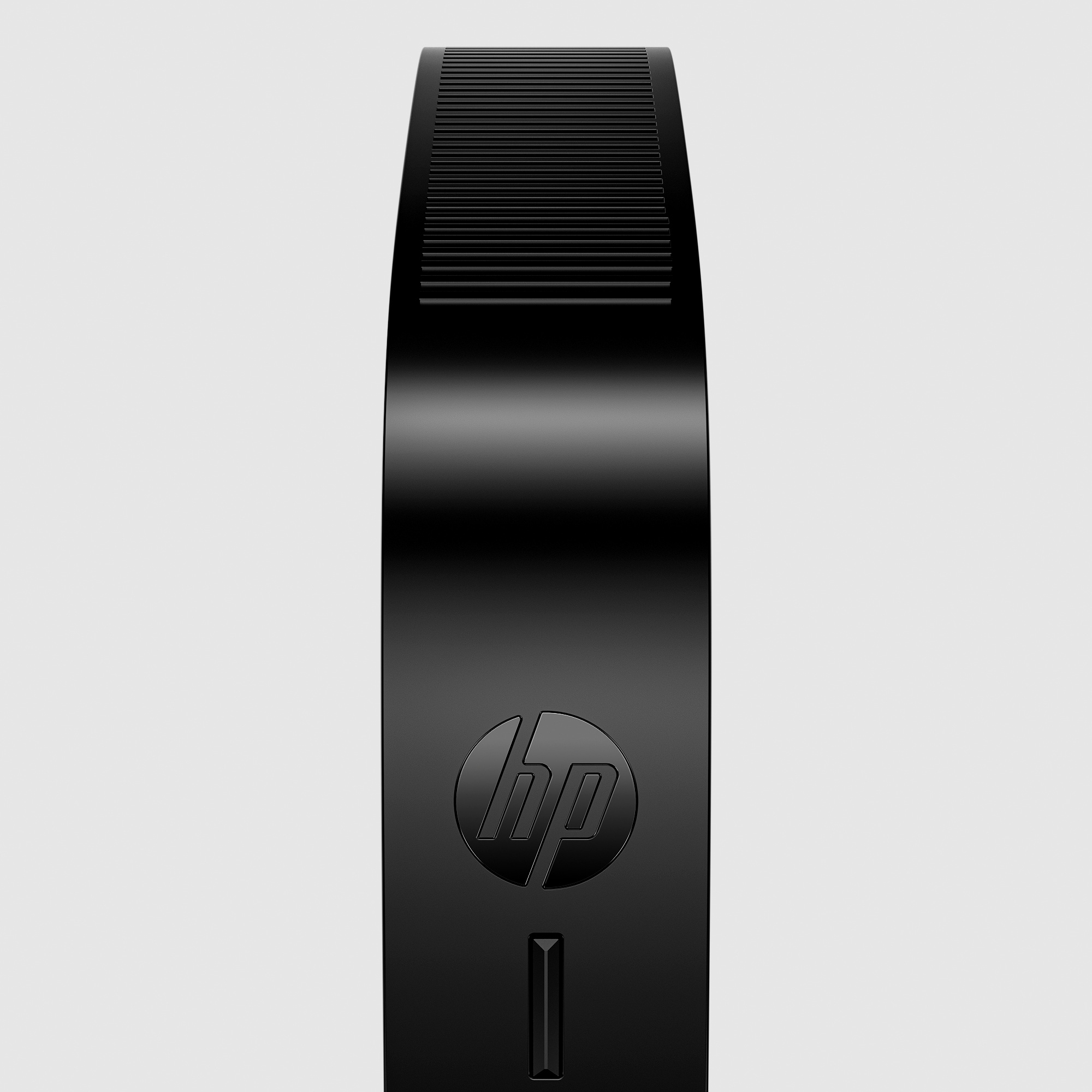 Schwarzer HP-Computer, ein schlankes, vertikales Design mit dem HP-Logo auf der Vorderseite.