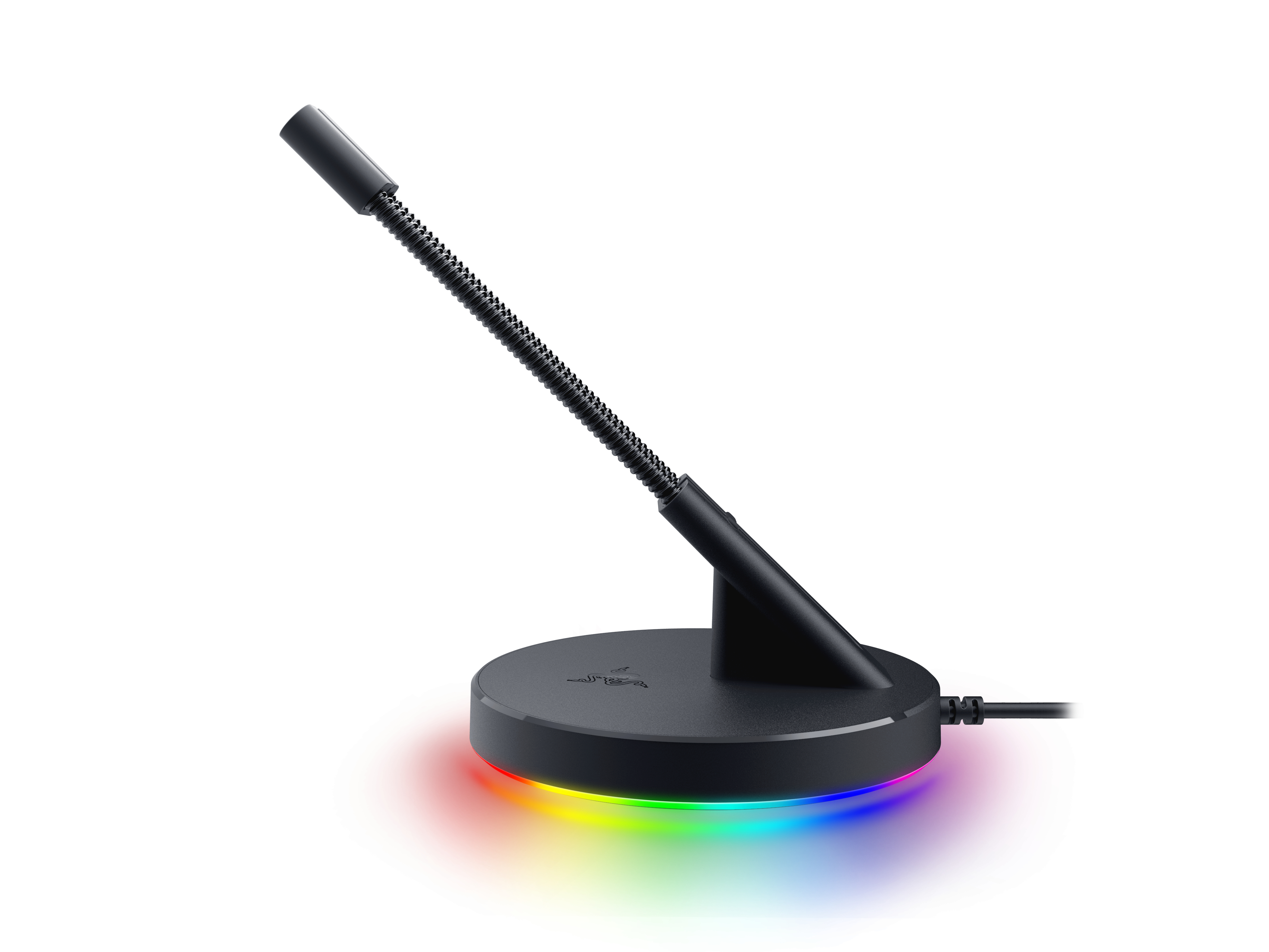 Zwarte microfoon op een standaard met een kleurrijke basis, gebogen arm. Witte achtergrond.