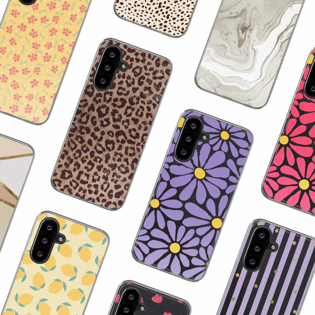 Plusieurs coques de téléphone avec divers motifs : léopard, fleurs, citrons et plus.