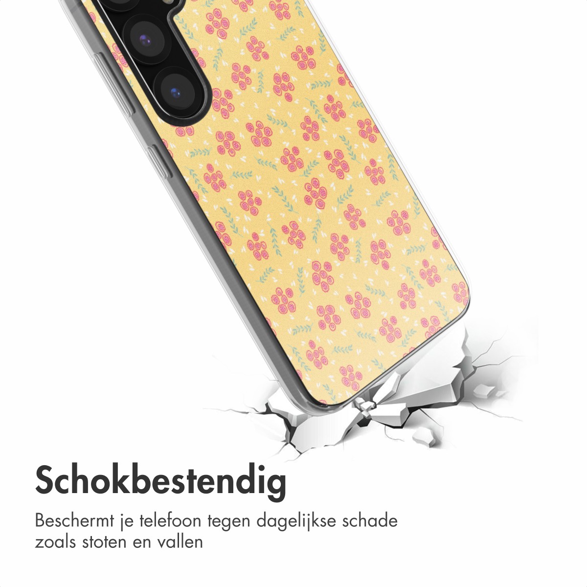 Telefoonhoesje met roze bloemen die beton breken. Roze bloemen en groene bladeren op een gele achtergrond, wit oppervlak.