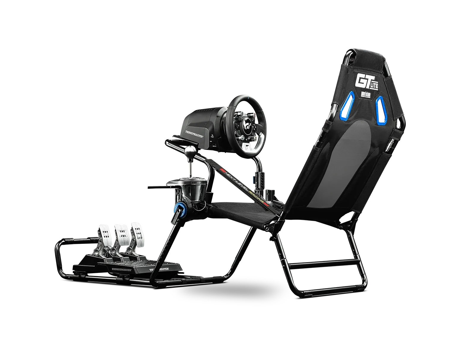 Configurazione di sedia da gioco e simulatore di corse. Include volante, pedali e schermo.