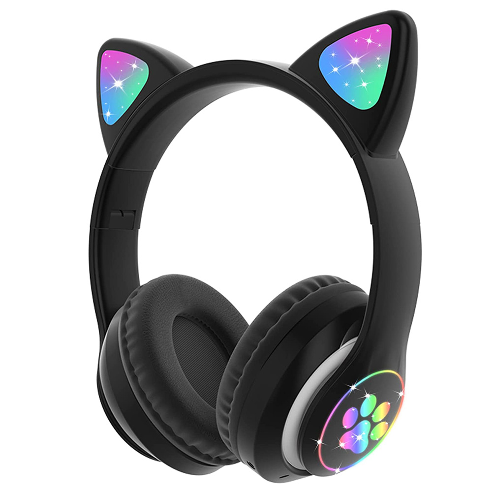 Schwarze Katzenohr-Kopfhörer mit Regenbogenlichtakzenten an den Ohren und Ohrmuscheln.