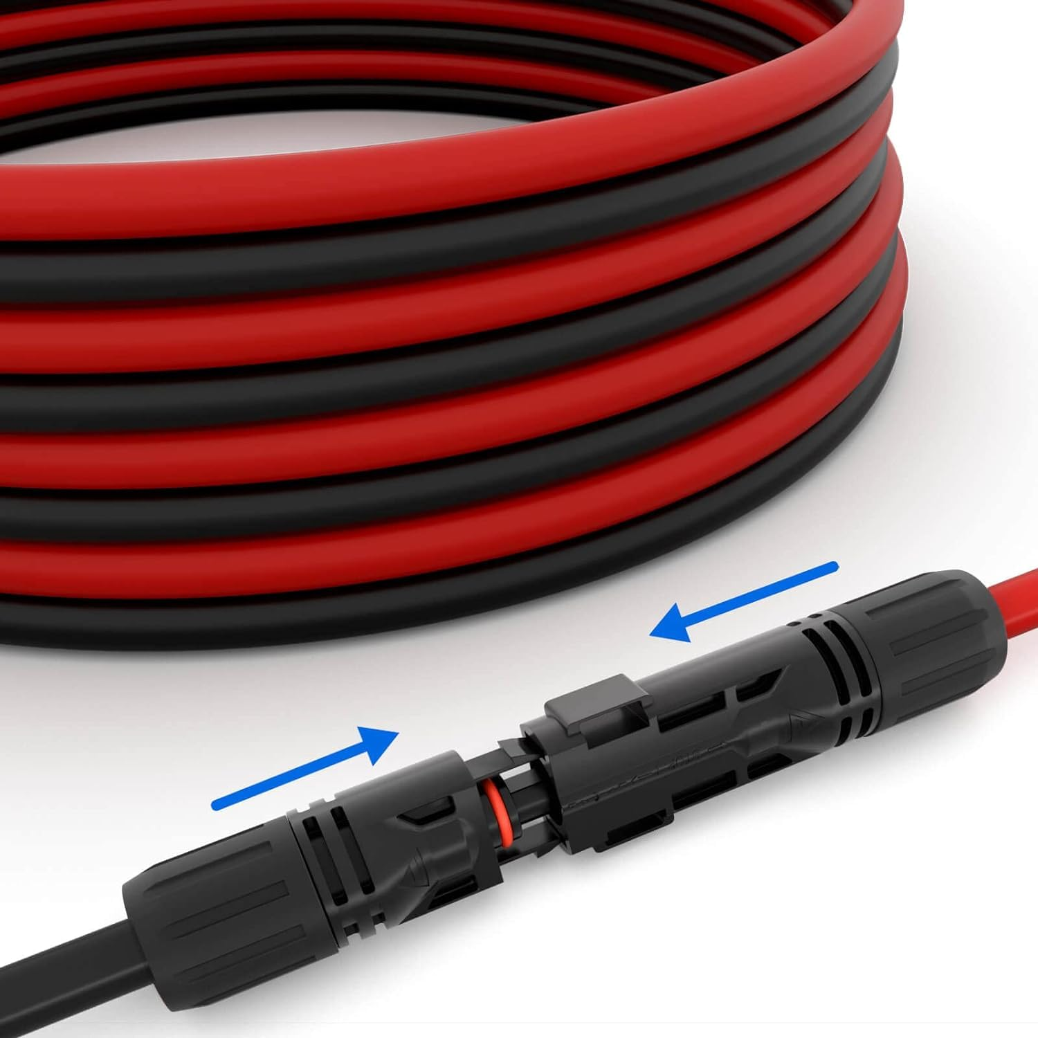 Nahaufnahme von rotem und schwarzem Kabel mit Stecker. Pfeile zeigen den Verbindungsprozess an.