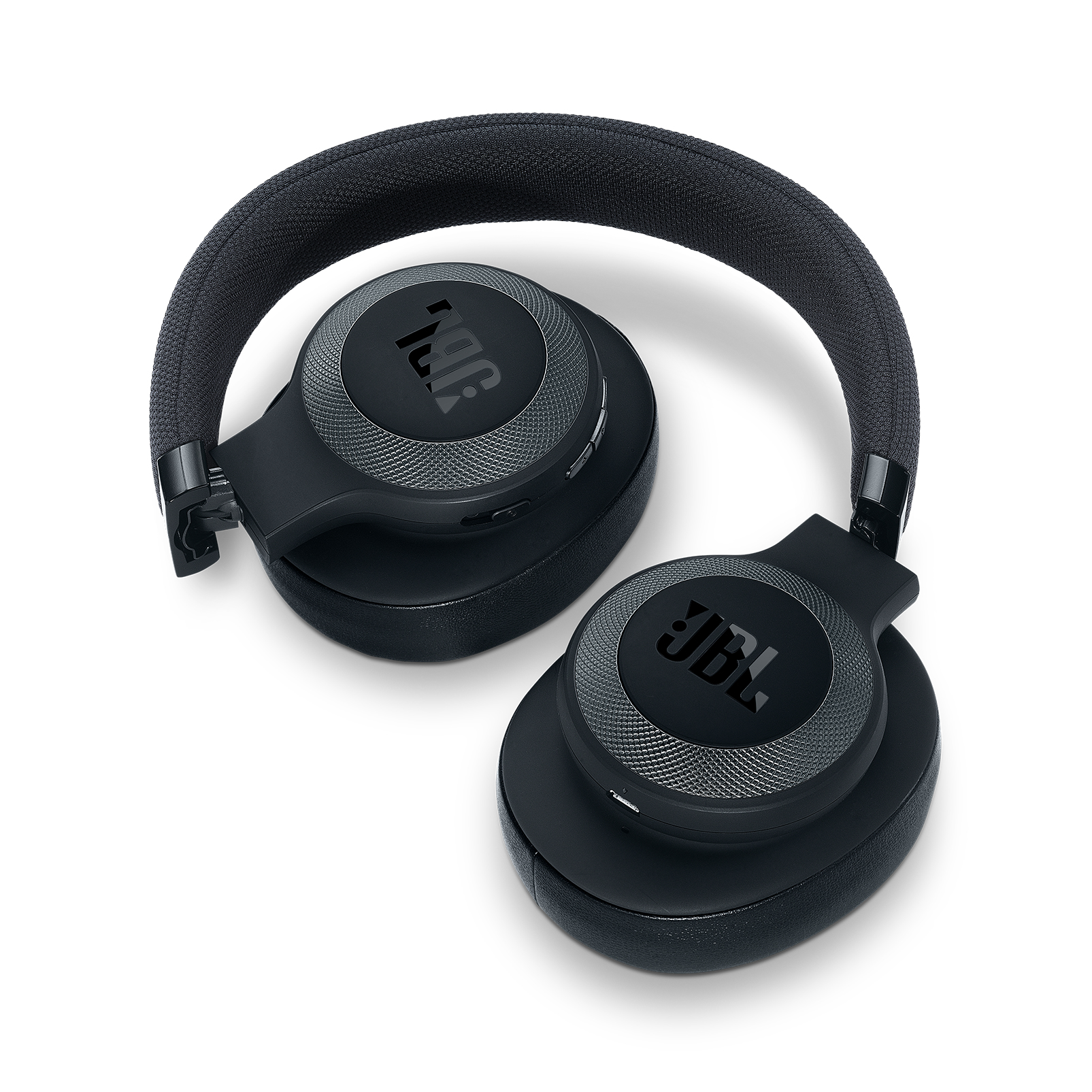 Cuffie JBL nere con logo, isolate su sfondo bianco.