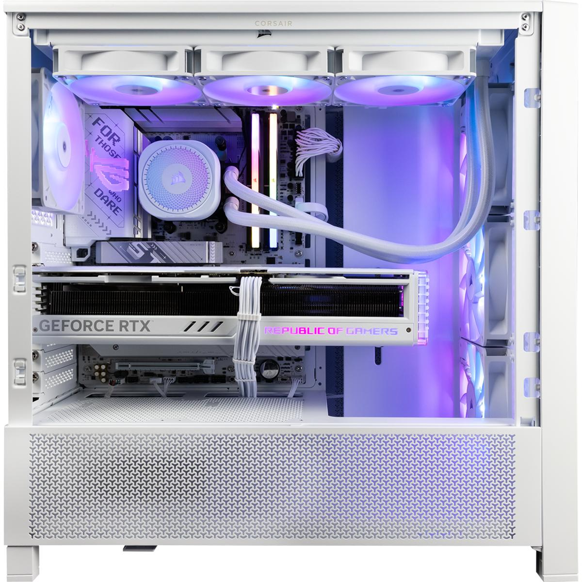 Weißes Computergehäuse mit internen Komponenten, einschließlich Lüftern und einer Grafikkarte mit RGB-Beleuchtung.