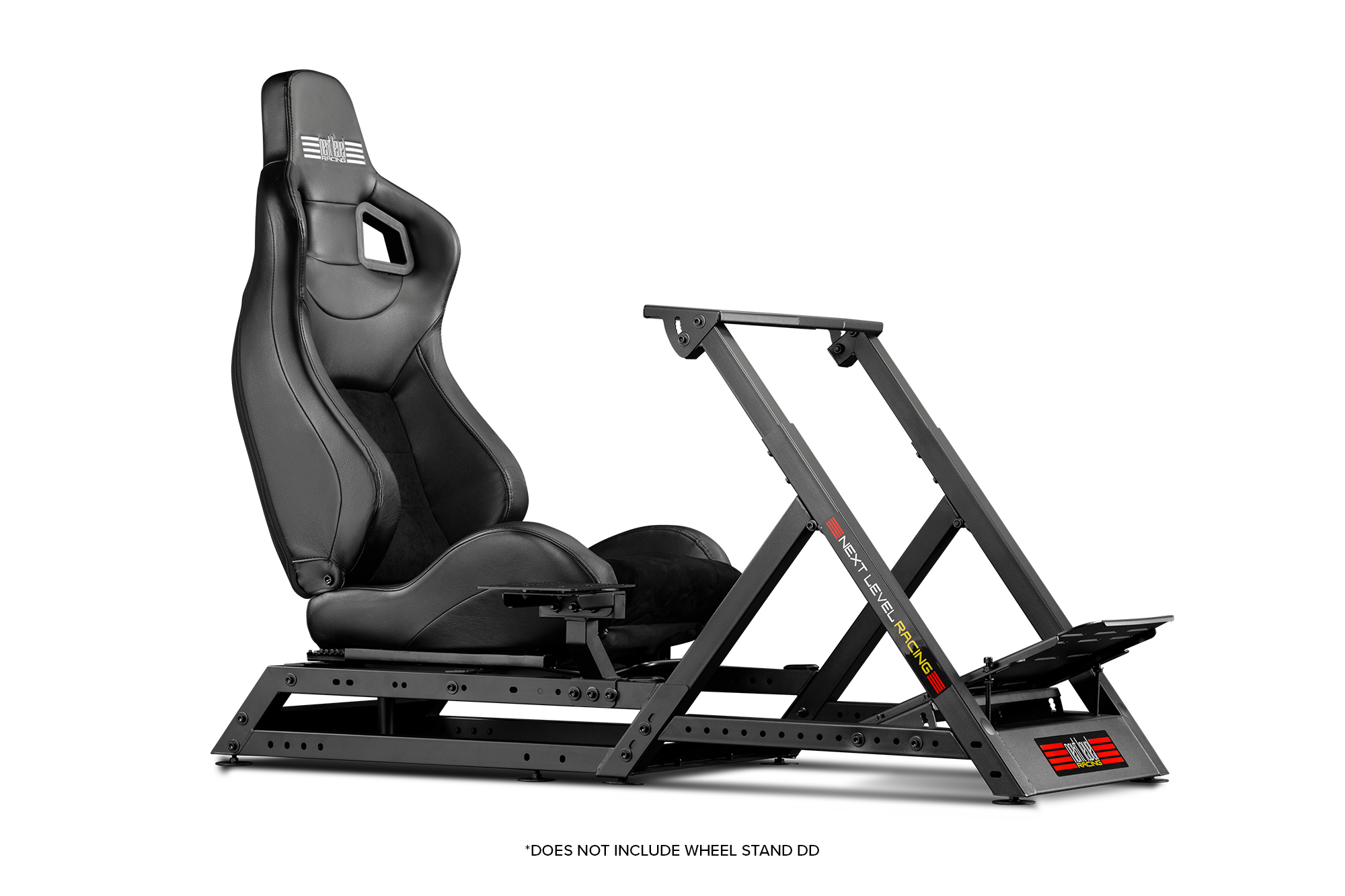 Schwarzer Gaming-Stuhl und -Rahmen mit schwarzem Sitz und Fußstütze auf weißem Hintergrund.
