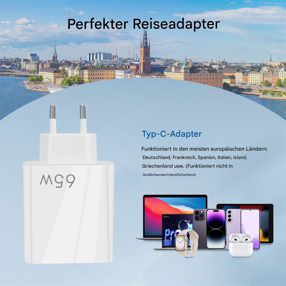 Weißer Reiseadapter mit C-Typ-Stecker und verschiedene elektronische Geräte vor einer Stadtkulisse.