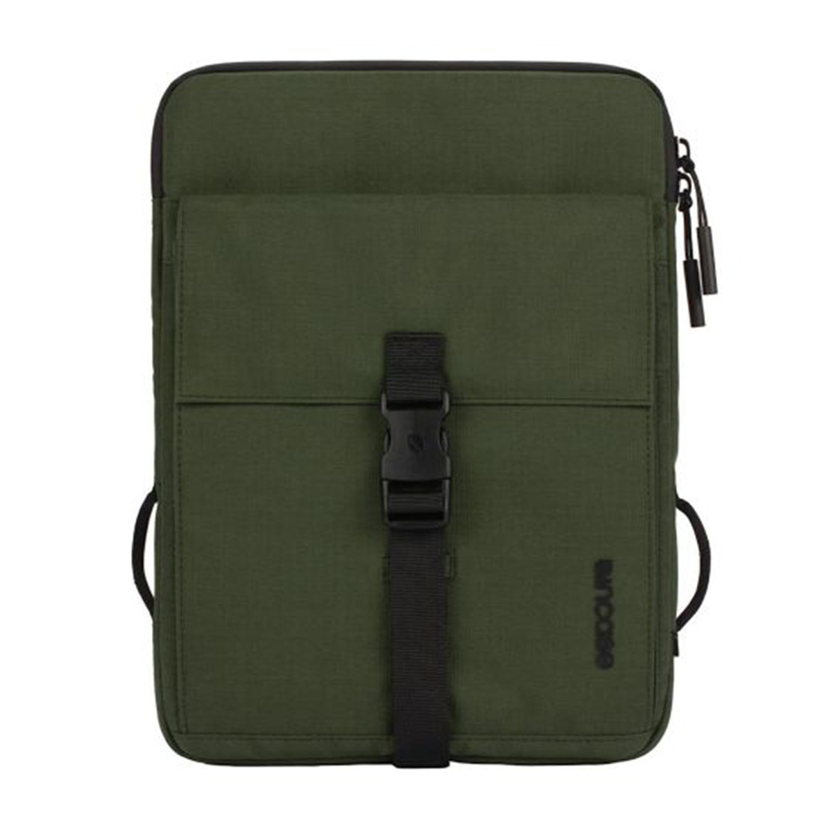 Custodia verde per tablet con cinturino e fibbia neri, con tasca e marchio.