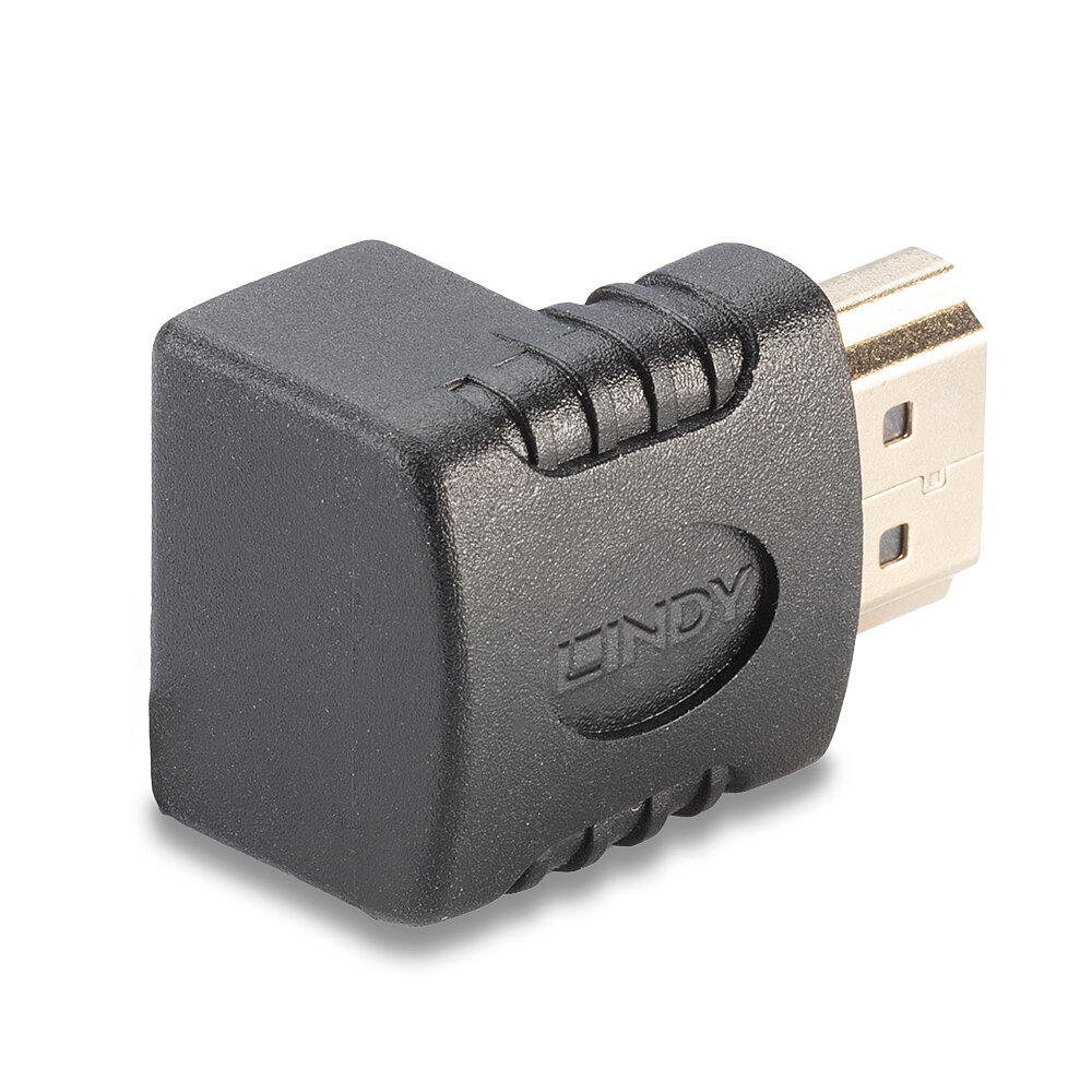 Schwarzer HDMI-Adapter mit rechtem Winkel. Goldener HDMI-Anschluss. Isoliert auf weißem Hintergrund.