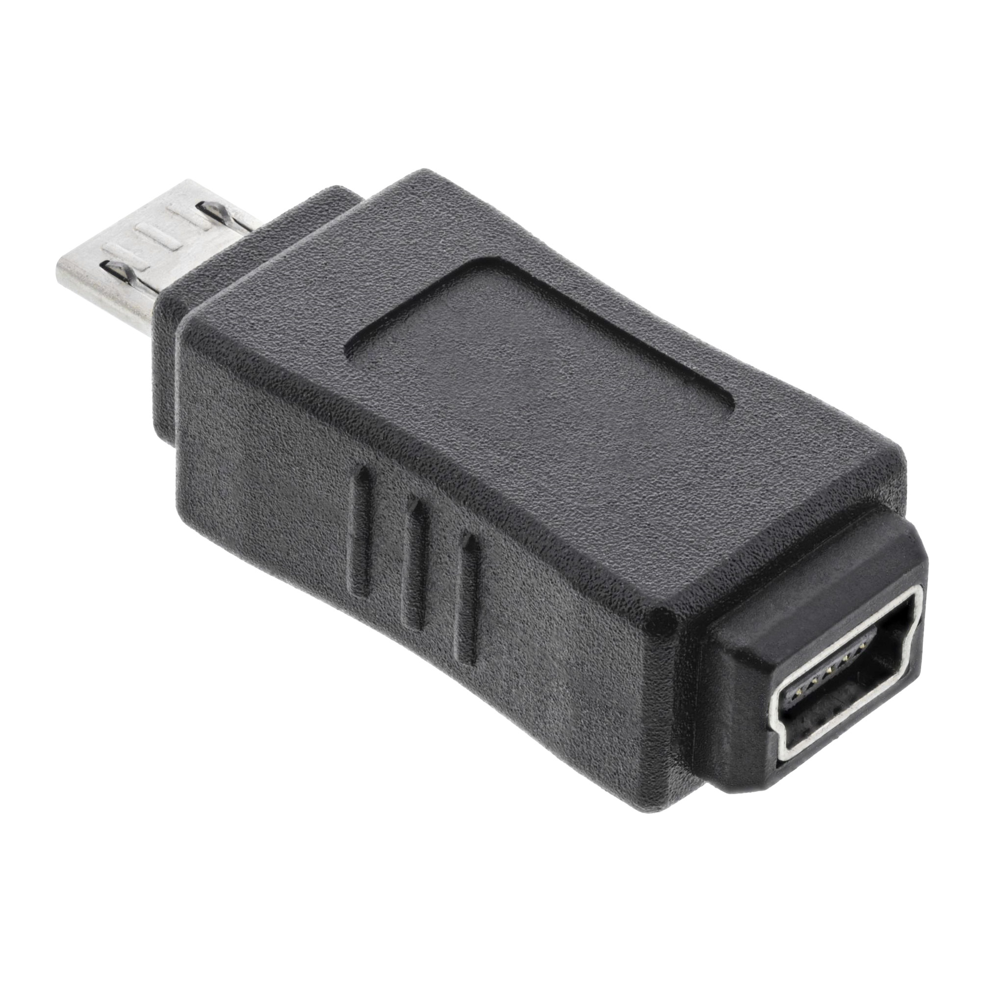 Ein schwarzer Micro-USB-zu-USB-Adapter auf weißem Hintergrund, schräge Aufnahme.
