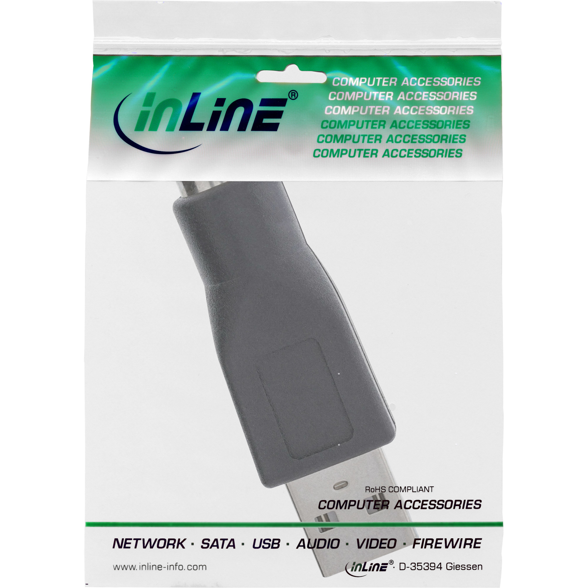 Ein USB-Kabel in einer Plastikverpackung. Das Kabel ist schwarz, die Verpackung weiß und grün.