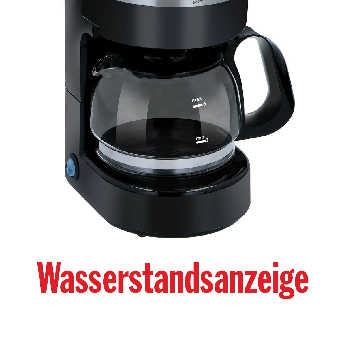 Zwarte koffiemachine met glazen kan, waterniveau-indicator, witte achtergrond.