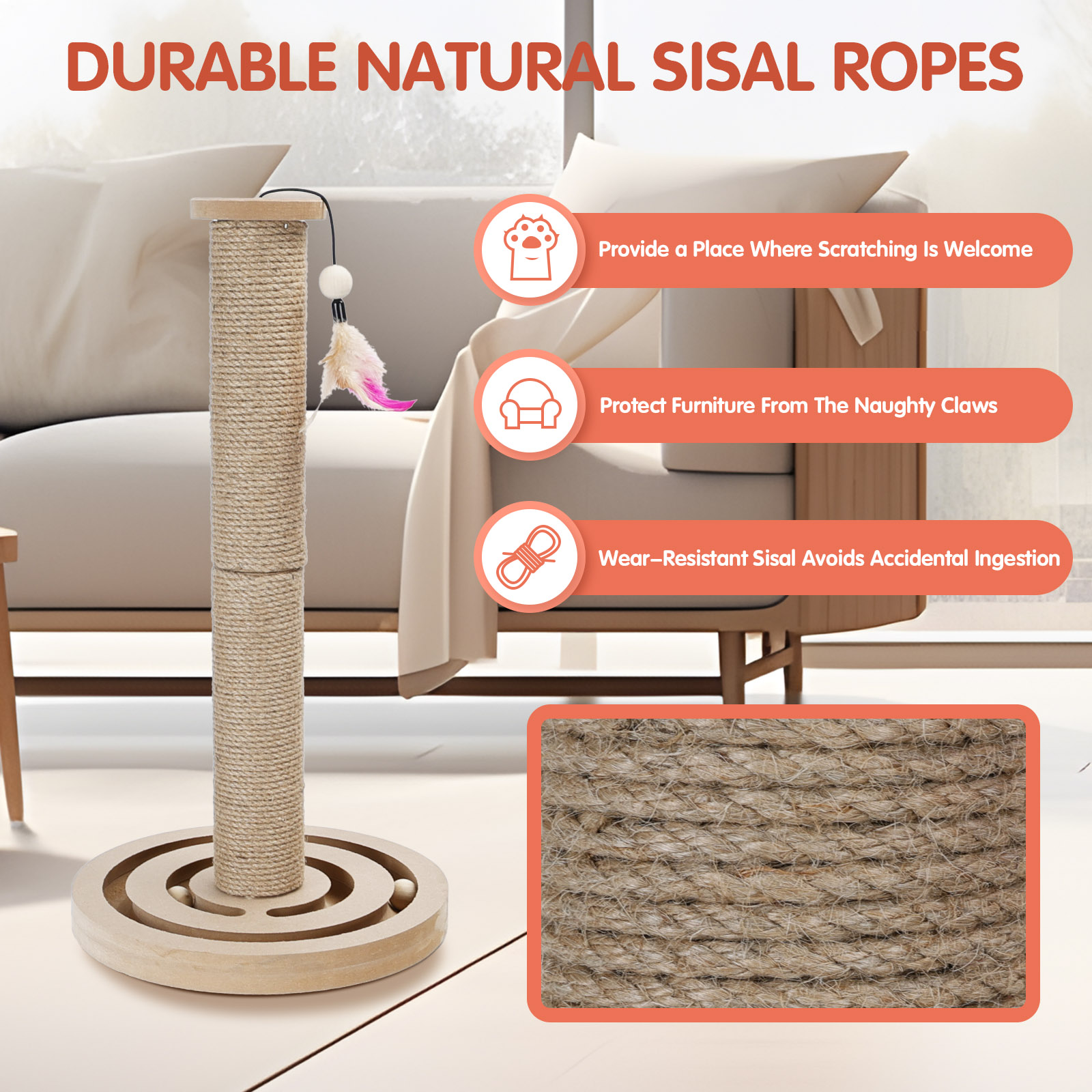 Un rascador para gatos con texto. Tiene una cuerda de sisal y una base de madera.