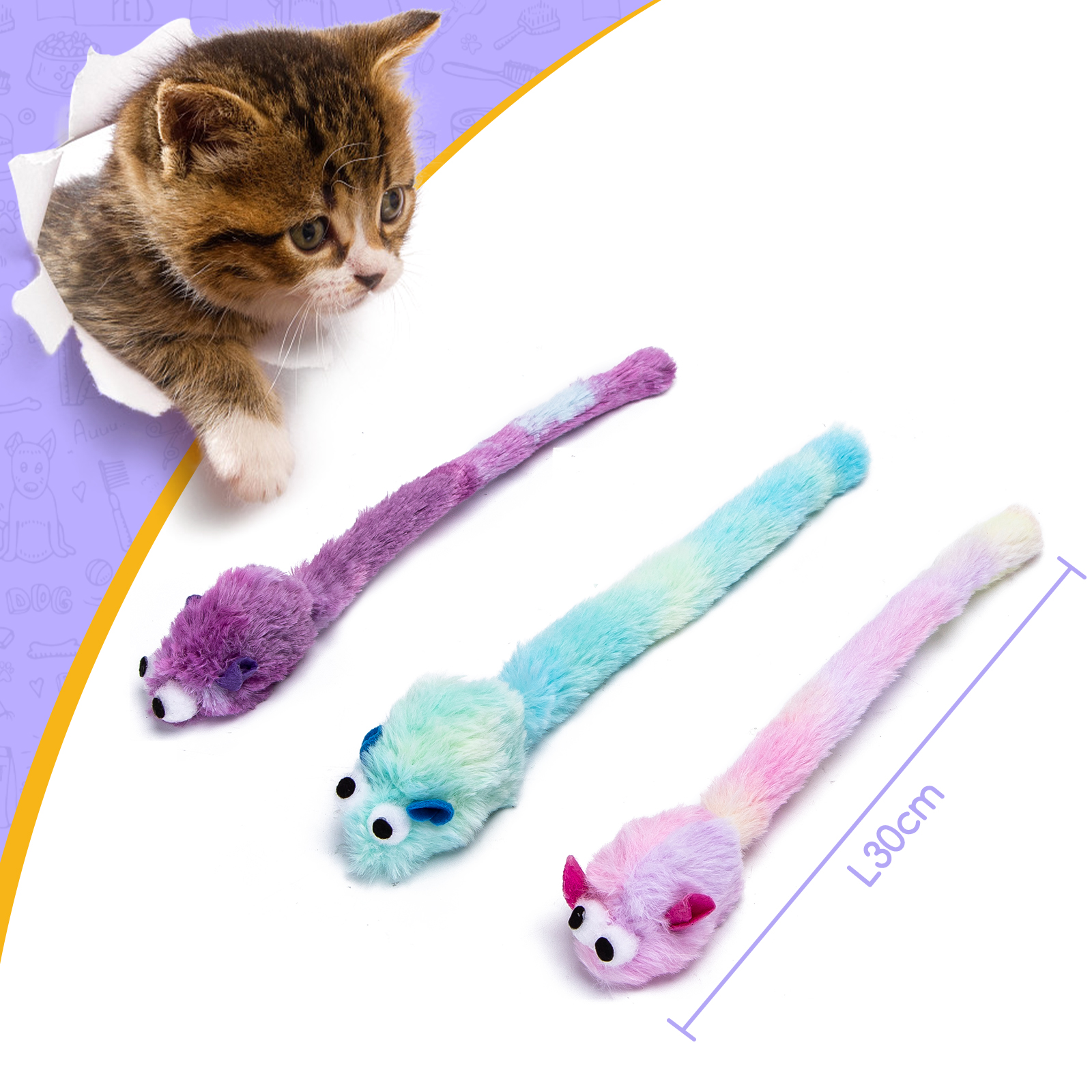 Tres ratones de juguete coloridos para gatos y un gatito asomándose por un agujero.