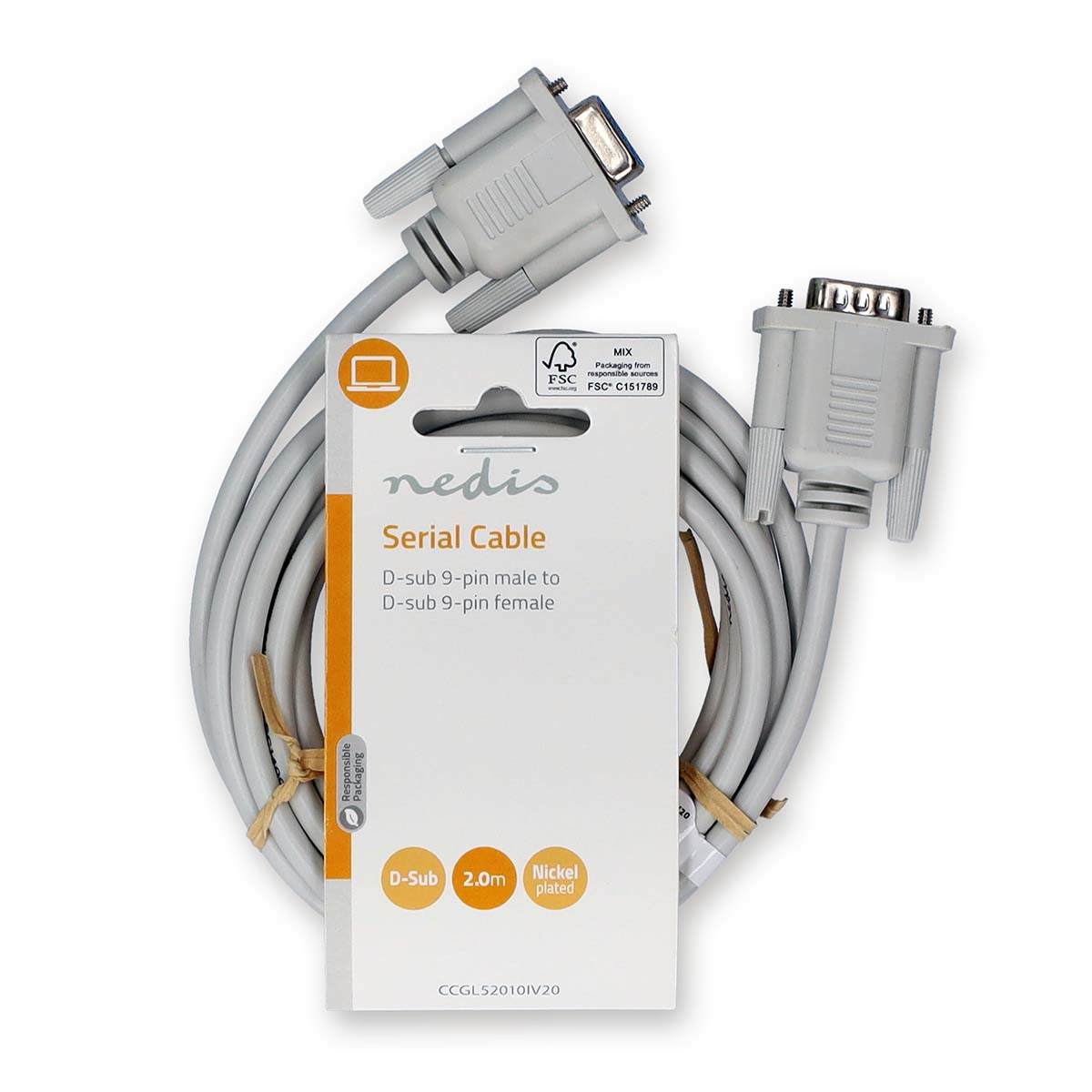 Graues serielle Kabel mit weißer Verpackung. Weißer Hintergrund.