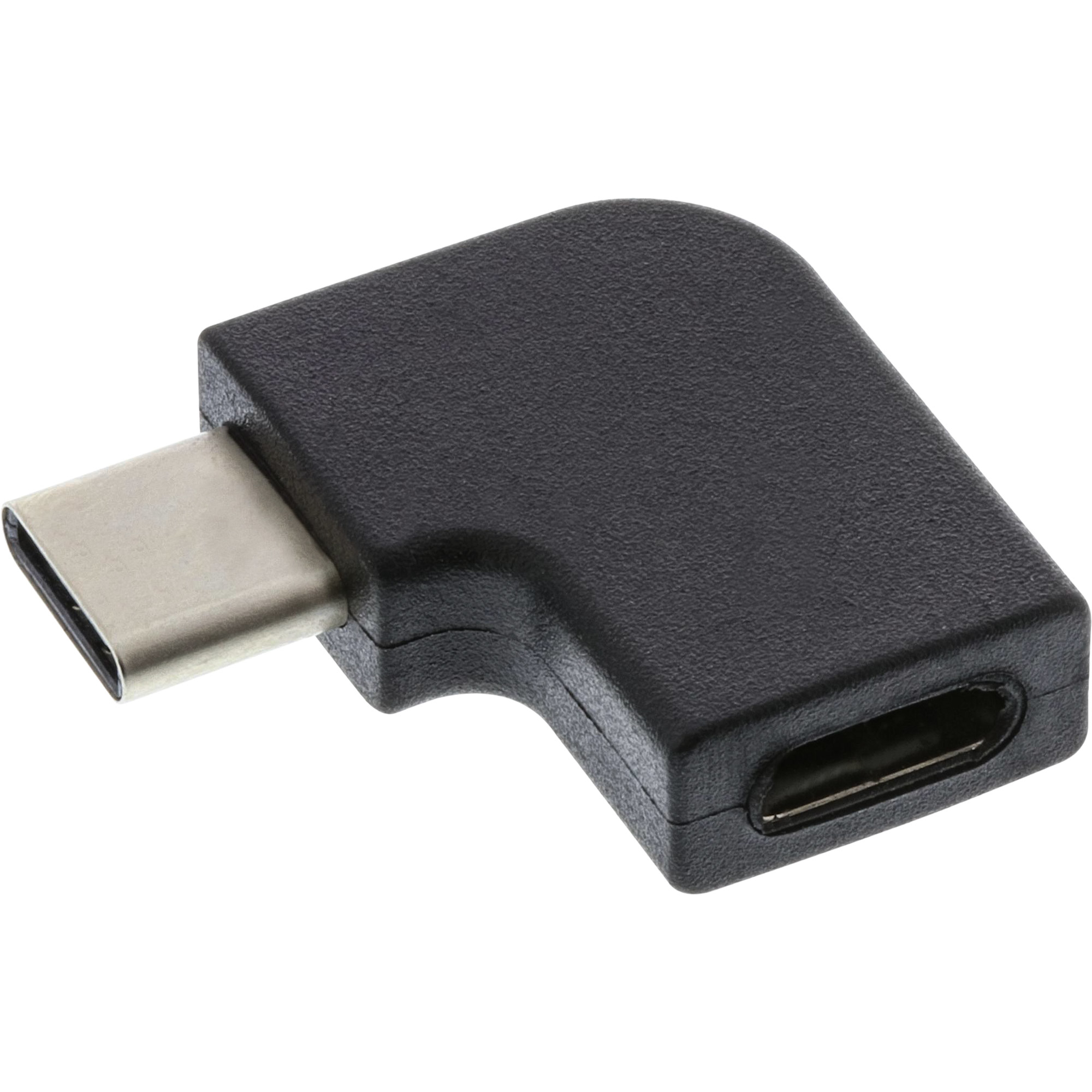 Schwarzer, abgewinkelter USB-C-Adapter. Ein Ende hat einen USB-C-Stecker, das andere einen USB-C-Anschluss.